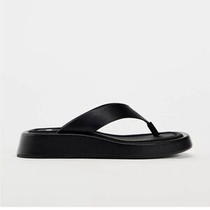 Zara Flat Strappy Sandals